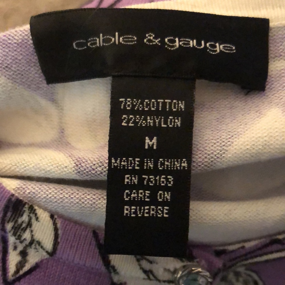 Cable & Gauge Purple White Leaf Pattern Glass Button Cardigan size Medium - Picture 9 of 10